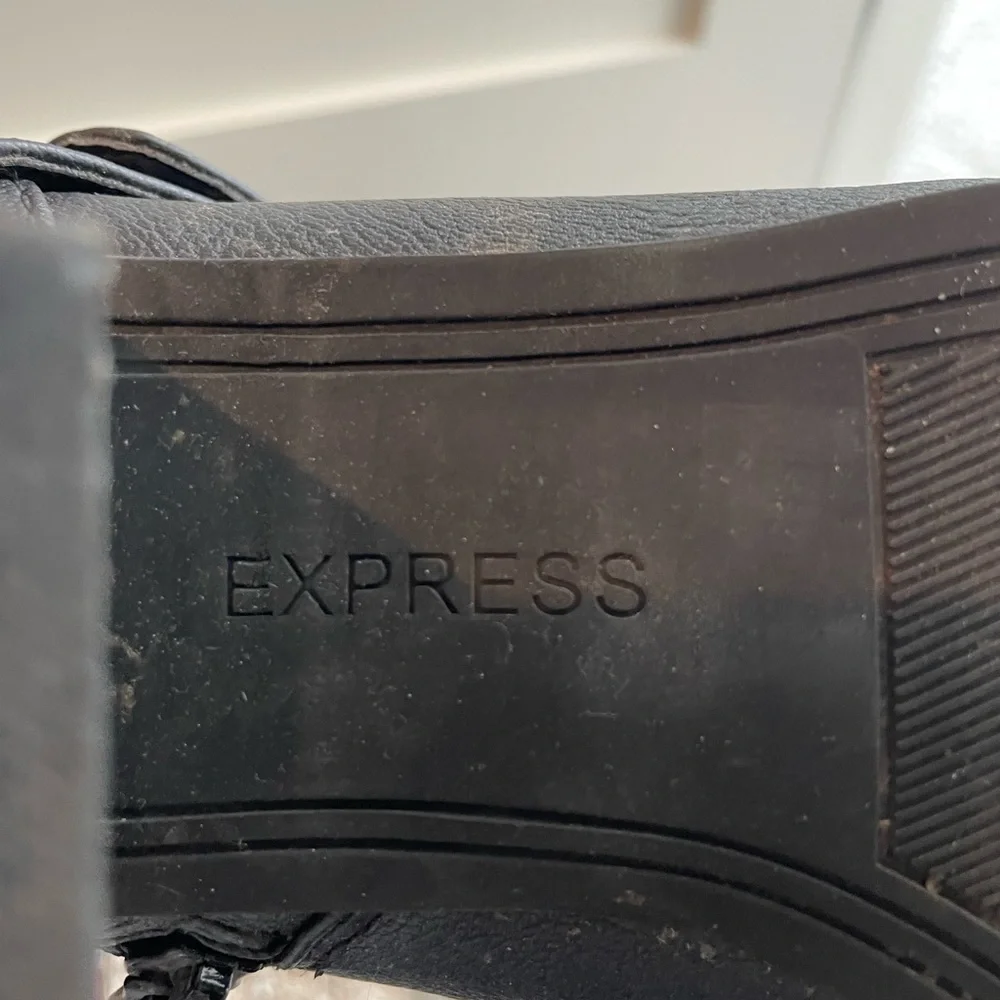 Express Booties - Picture 5 of 5